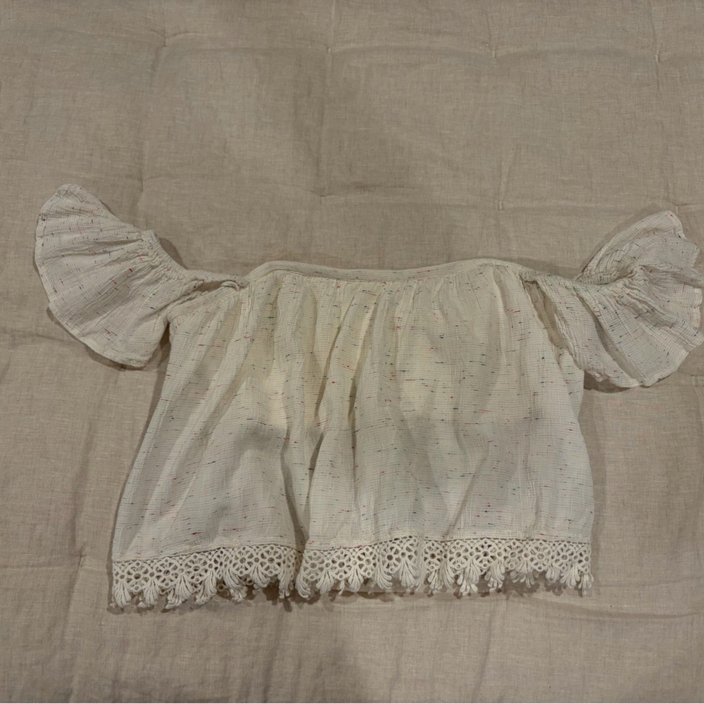 Tularosa Cream Top with Subtle Speckles